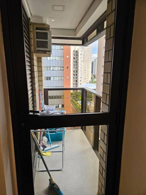 Flat Moema Esquina Av Ibirapuera Apartamento